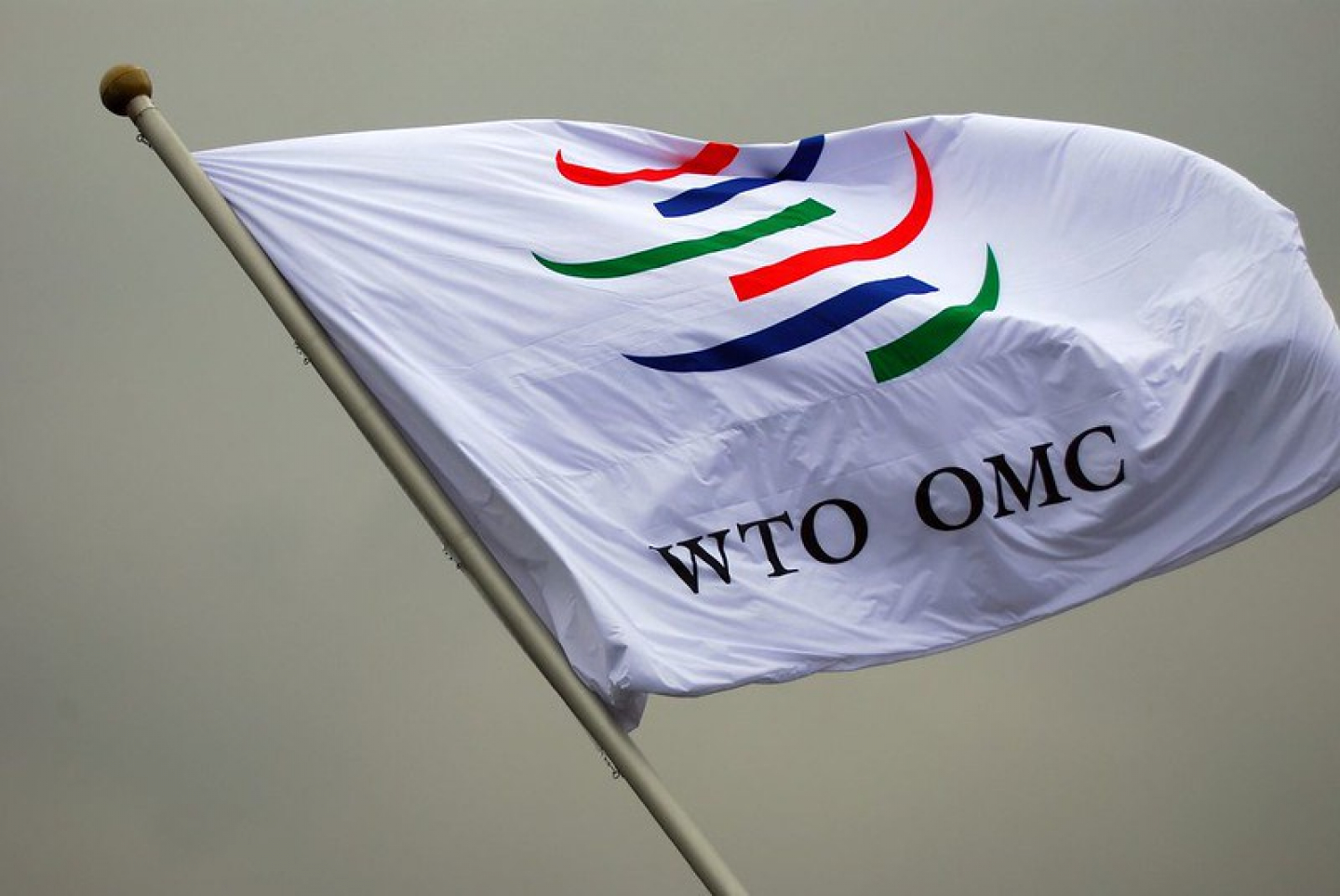 Nå truer USA med å spenne bein på WTOs økonomi – anklager Norge